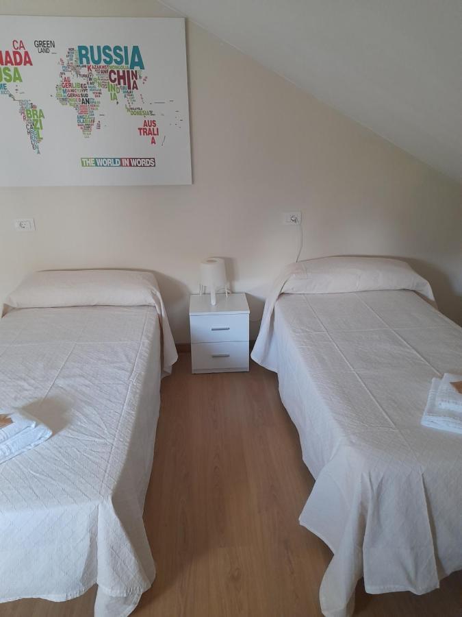 Sleeping Portomarin 1 Otel Dış mekan fotoğraf