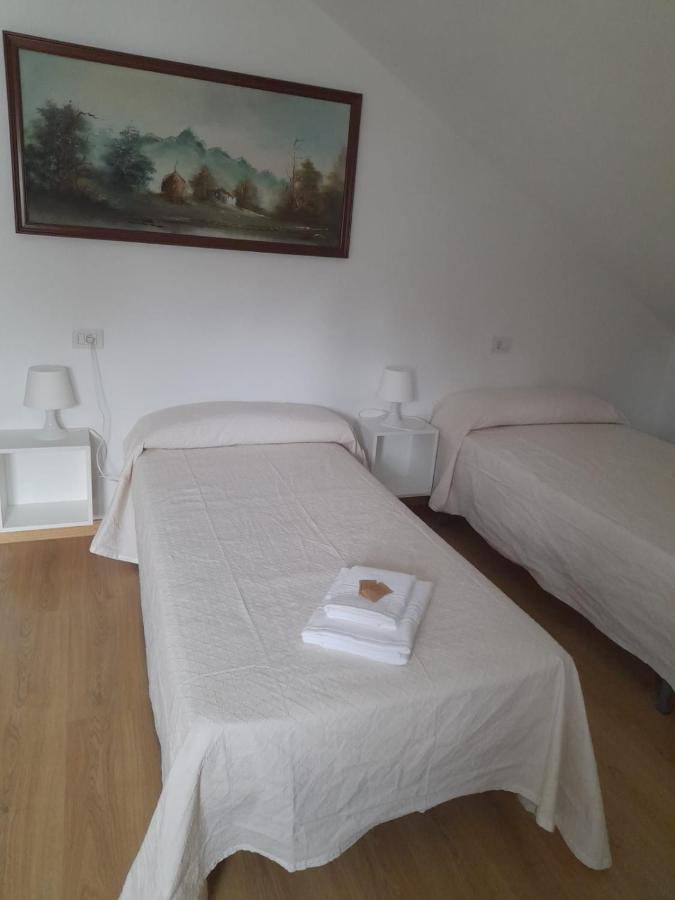 Sleeping Portomarin 1 Otel Dış mekan fotoğraf